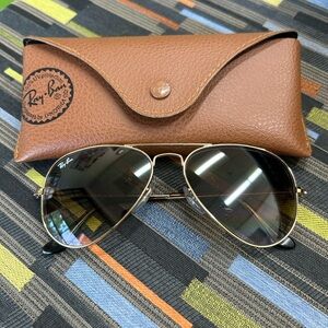 Ray-Ban Gold Aviator Sunglasses with Brown Case